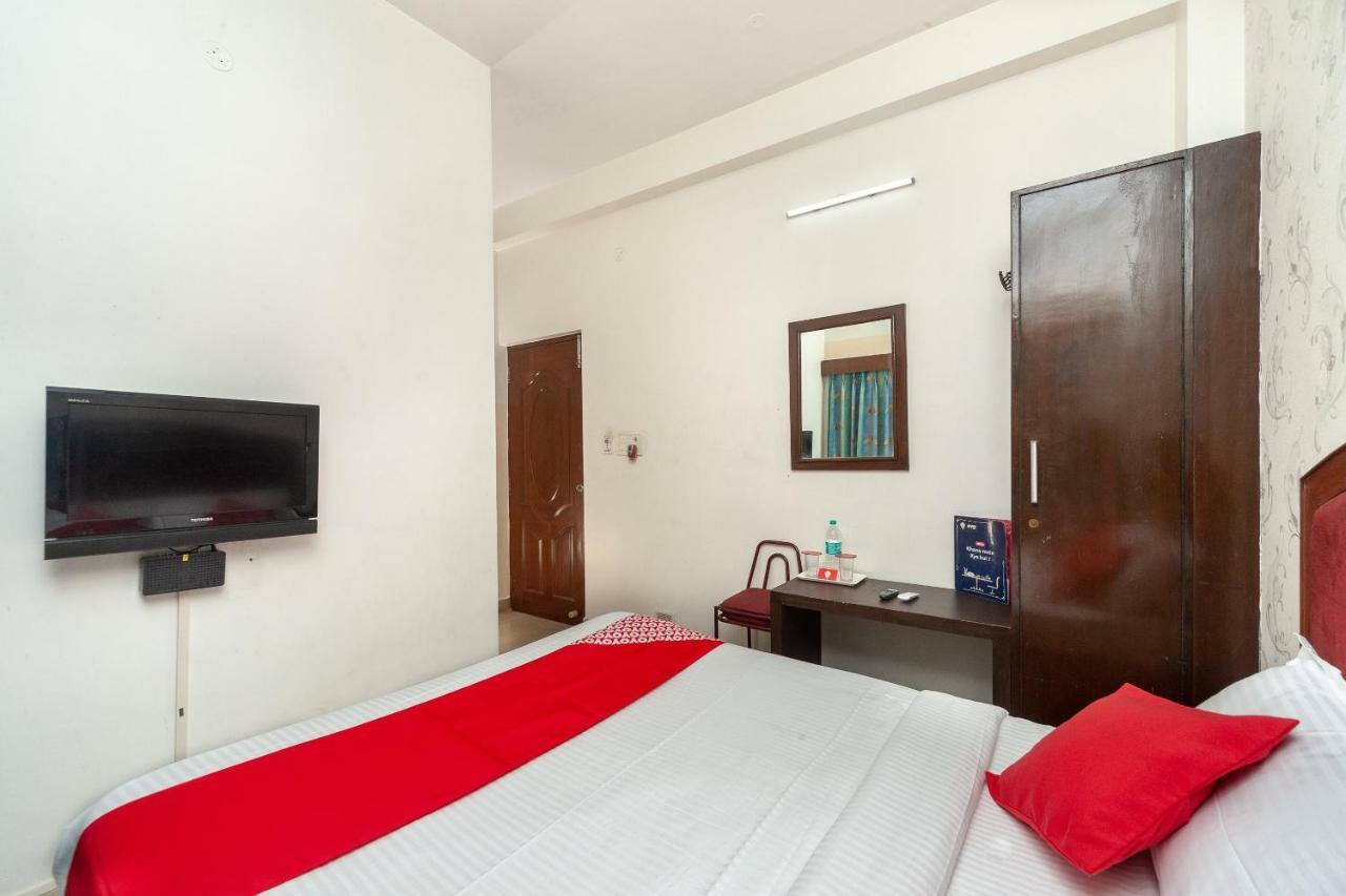 Oyo 8410 Rajeswari Tower Hotel Chennai Exterior photo